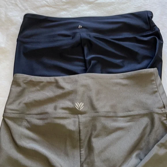 Forever 21 workout leggings small - Picture 2 of 2